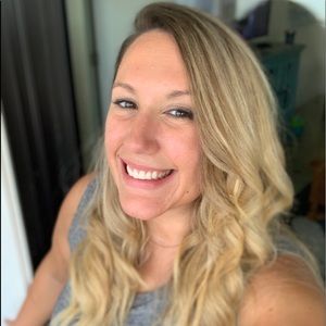 Meet your Posher, Vanessa